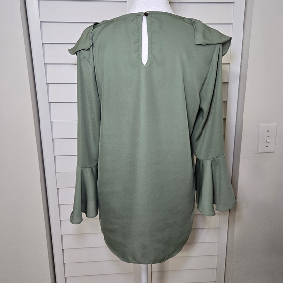 My Michelle Sage Ruffle Blouse Size M - Picture 5 of 10